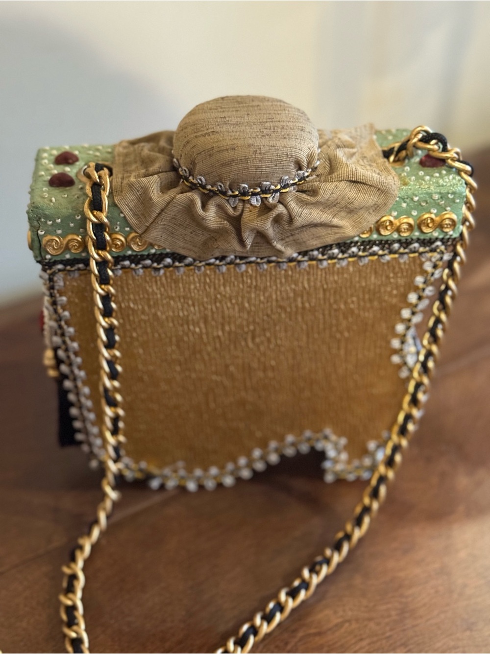 RARE VINTAGE Mary Frances Victorian Boot box bag - Picture 4 of 9